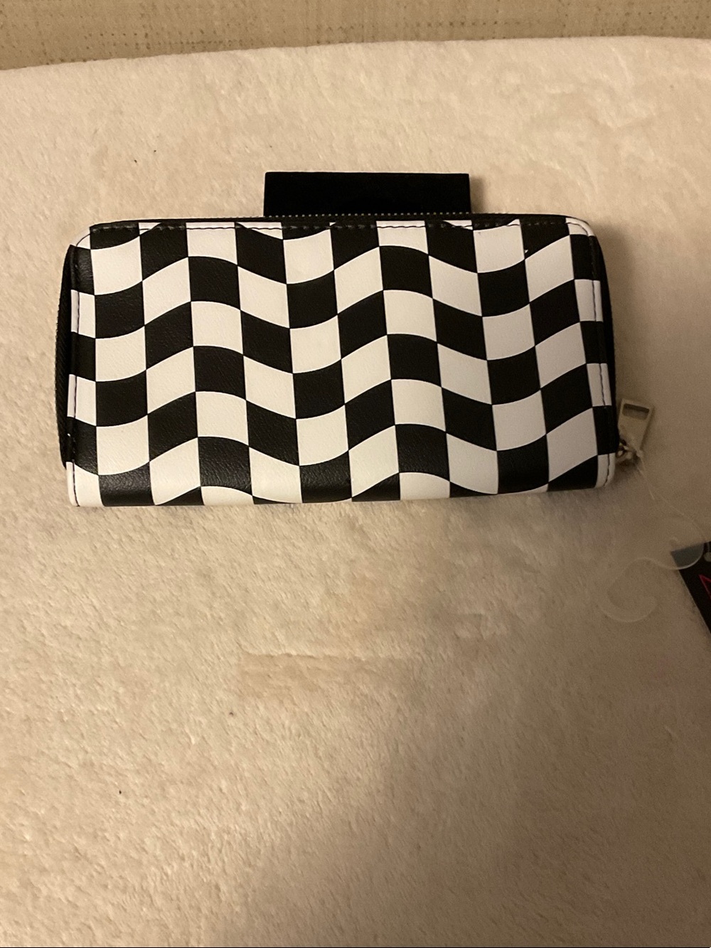No Boundaries Black & White Wavy Checkerboard Zip Wallet